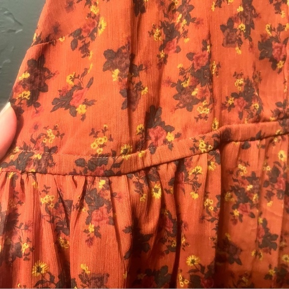 Torrid Floral Pintuck Pleating Chiffon Split Maxi Top Blouse 3 High-Low Dress - Picture 10 of 14